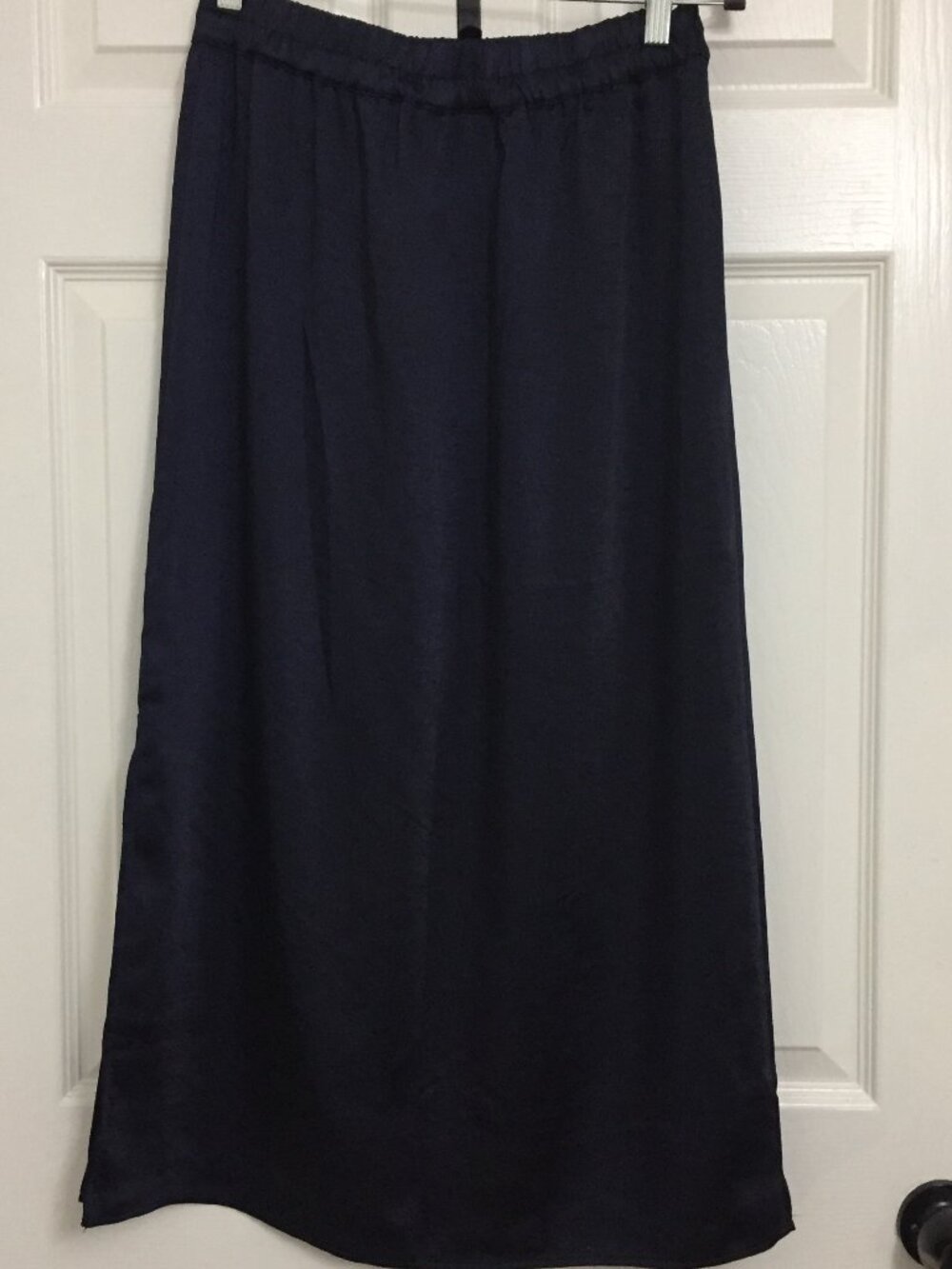 Gap Pull On Satin Midi Skirt - Picture 2 of 4